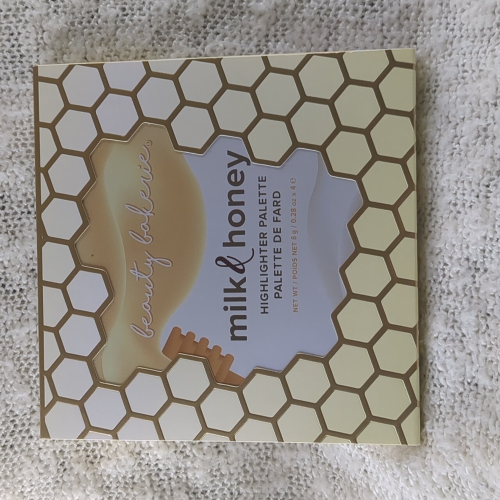 Beauty Bakerie Milk & Honey Highlighter pallete, 8g/.28oz